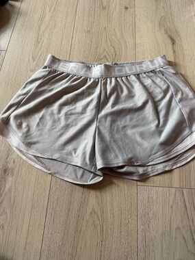 Nike Women’s Light Gray Athletic Shorts with Branded Elastic Waistband